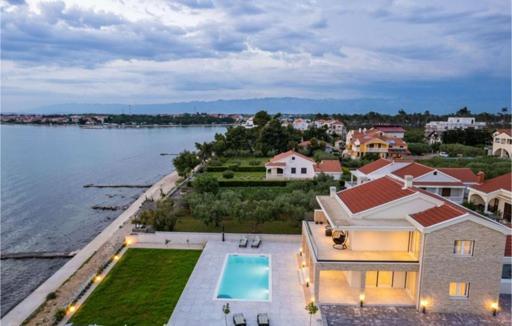 Luxurious Beachfront Vila "Adria Maria " With Sea View - By Ta Leut Agency Villa Privlaka  Exterior photo